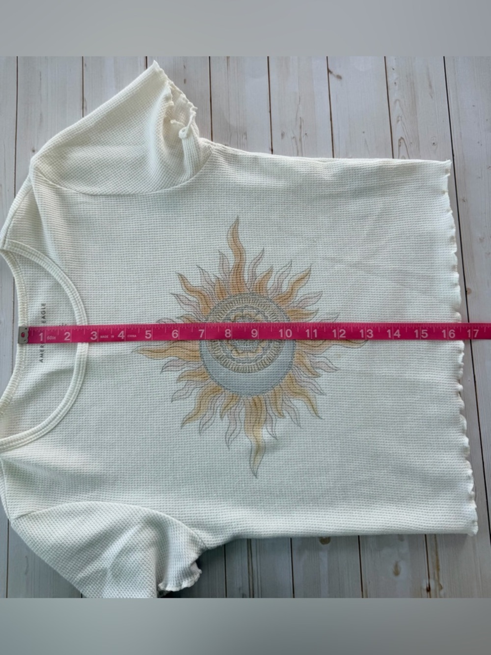 American Eagle Celestial Sun & Moon Graphic Baby Tee Size Small - Picture 8 of 8